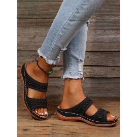 Retro Style Hollow Out Circular Embroidery Foot Casual Slippers