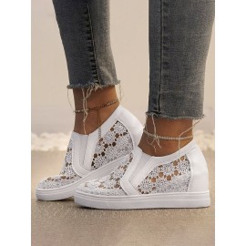 Flower Embroidery Detail Hidden Heeled Shoes