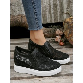 Flower Embroidery Detail Hidden Heeled Shoes