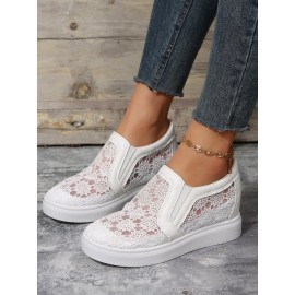 Flower Embroidery Detail Hidden Heeled Shoes