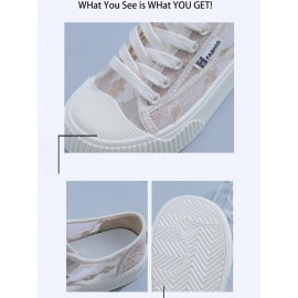 Airy Floral Lace Resort Flats